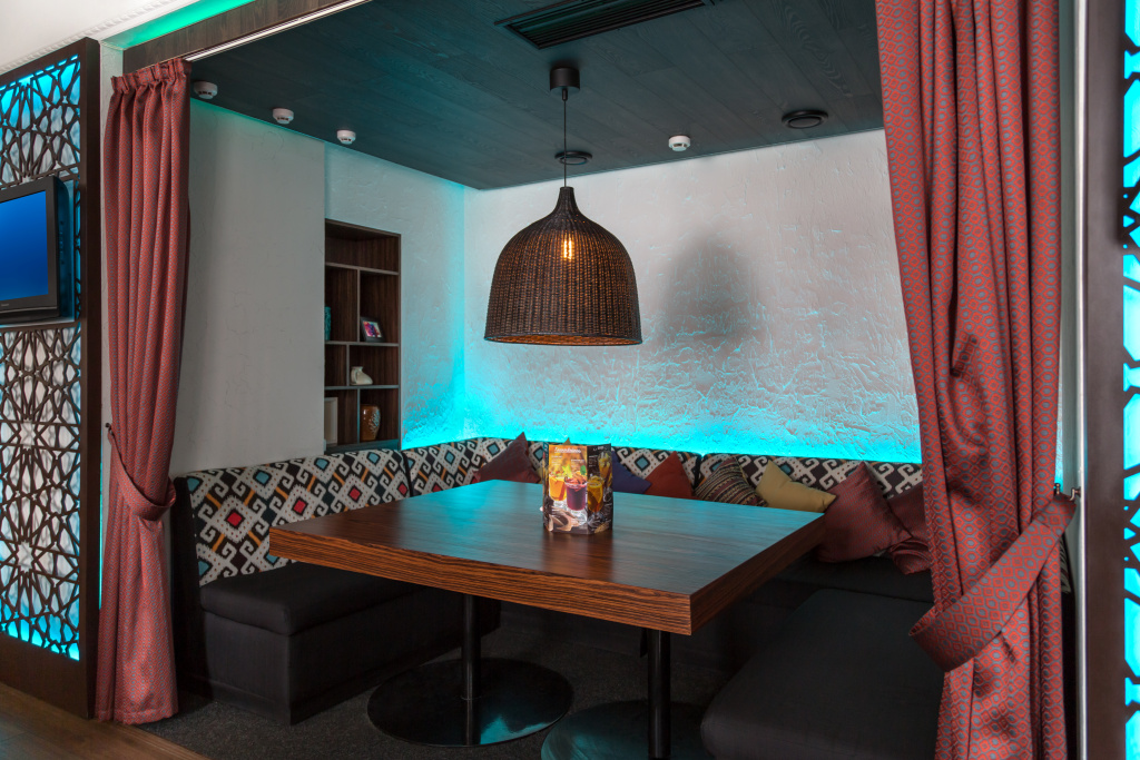 Vostok_V_Interiere1 (1).jpg Vostok_V_Interiere1 (1).jpg